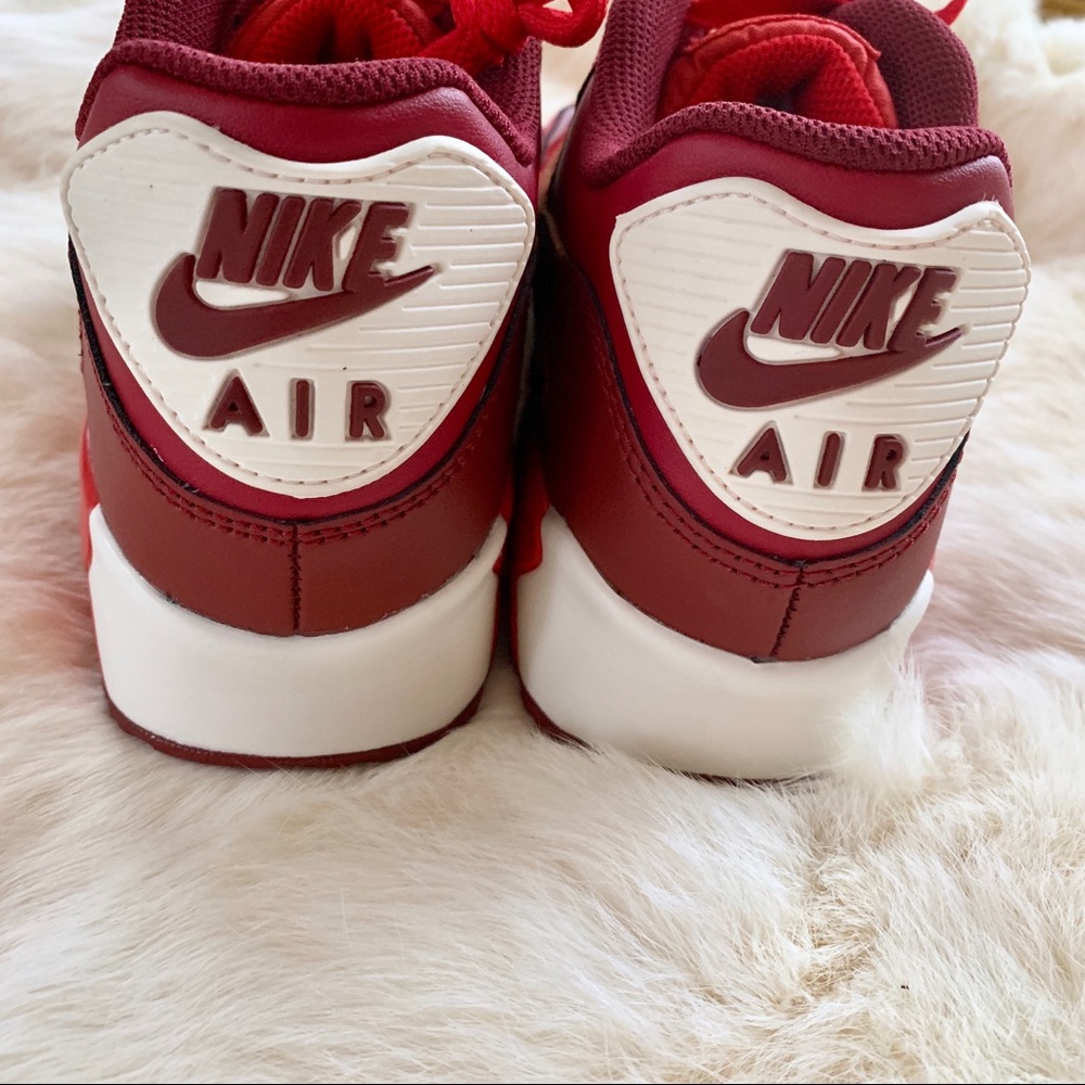 Red Nike Air Max 90 - Picture 5 of 5